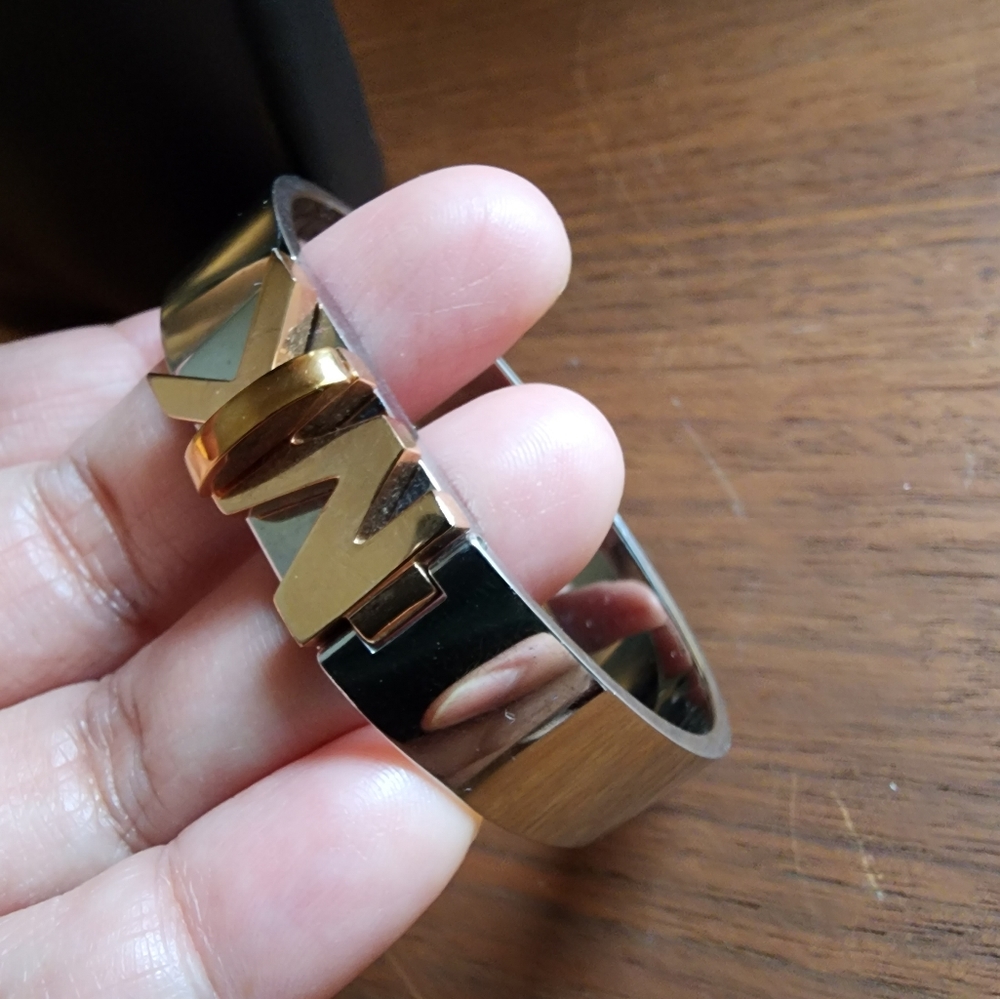 Michael Kors bangle - Picture 2 of 8